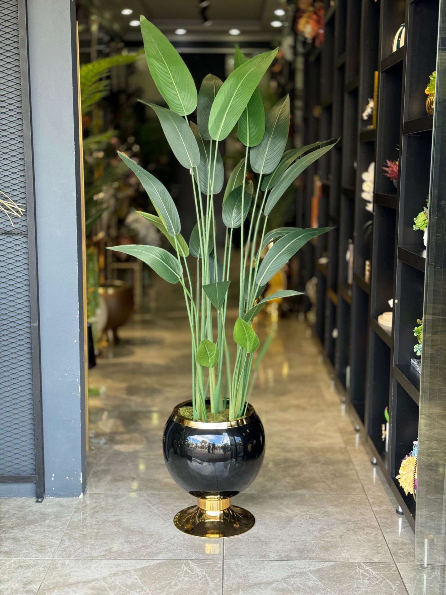 Yapay Arekalı Lüks Saksı No:5