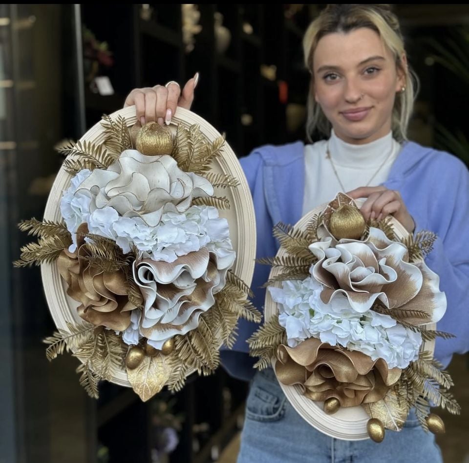 Yapay çiçekli Ahşap Duvar Süsü No:33