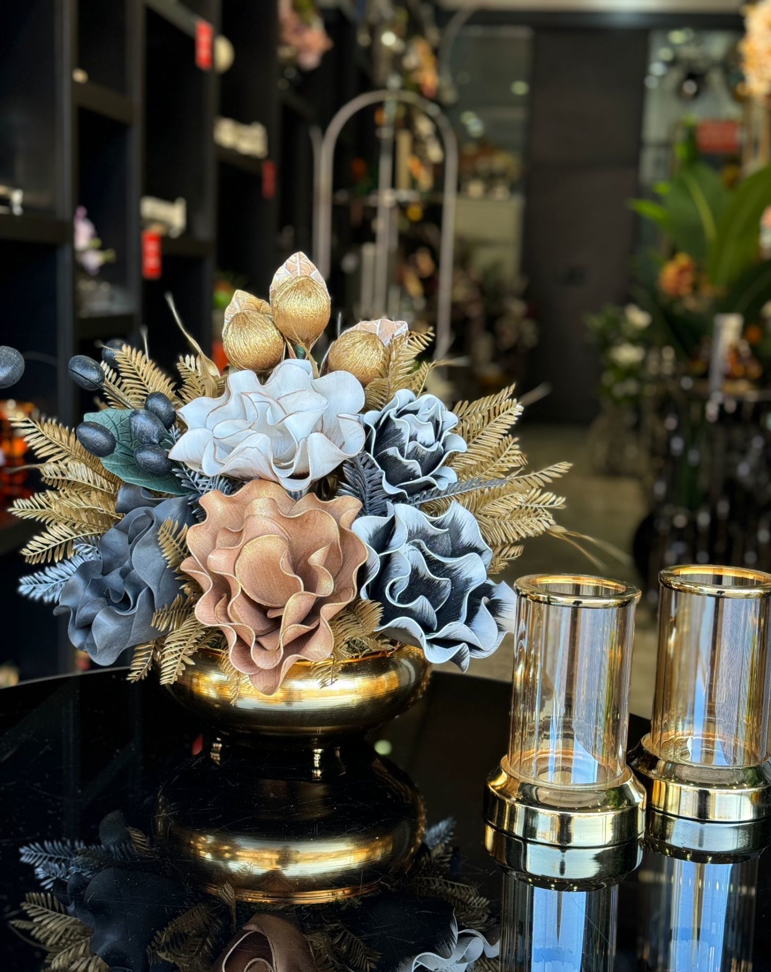 Yapay Çiçekli Gold Yassı Vazo 3 Parça Set No:23