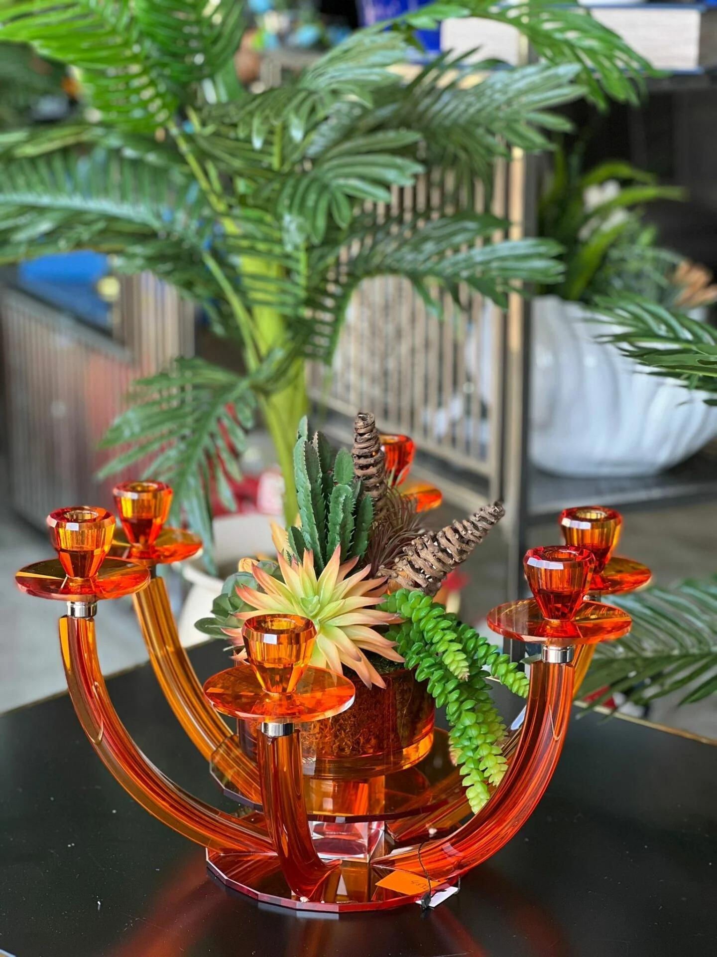 8 Kollu Turuncu Renk Kristal Şamdan & Çiçek Tanzimli Vazo