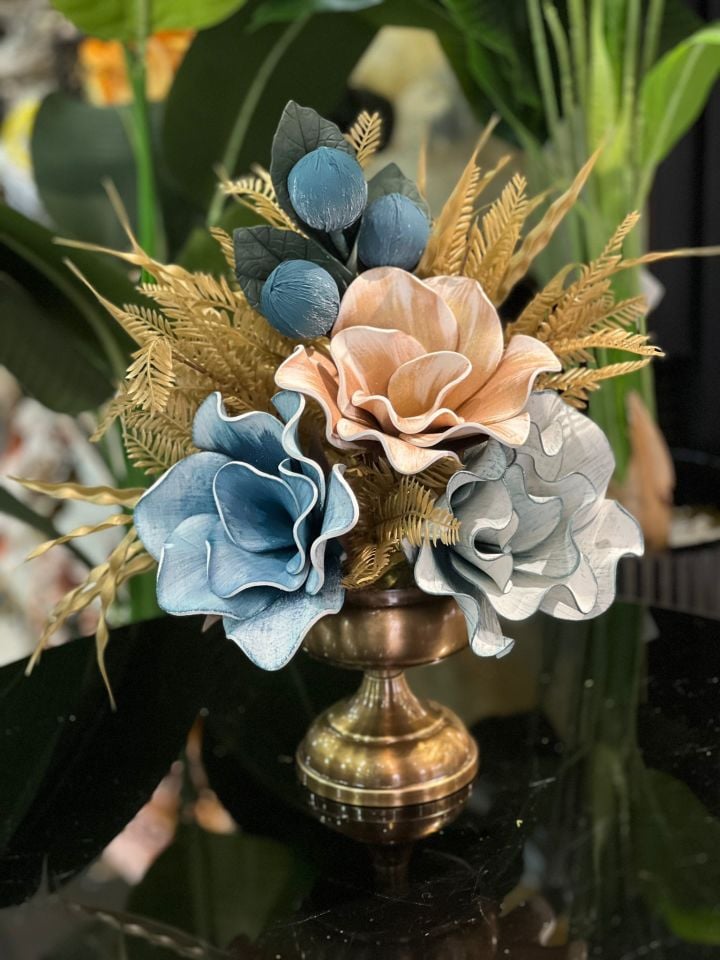 Yapay Çiçekli Antik Küçük Ayak Vazo No:1