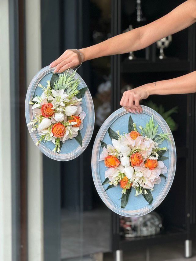 Yapay Çiçekli Ahşap Duvar Süsü No:29