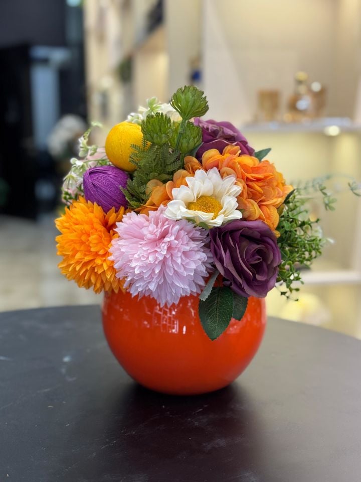 Yapay Renkli Çiçekli Cam Vazo Turuncu