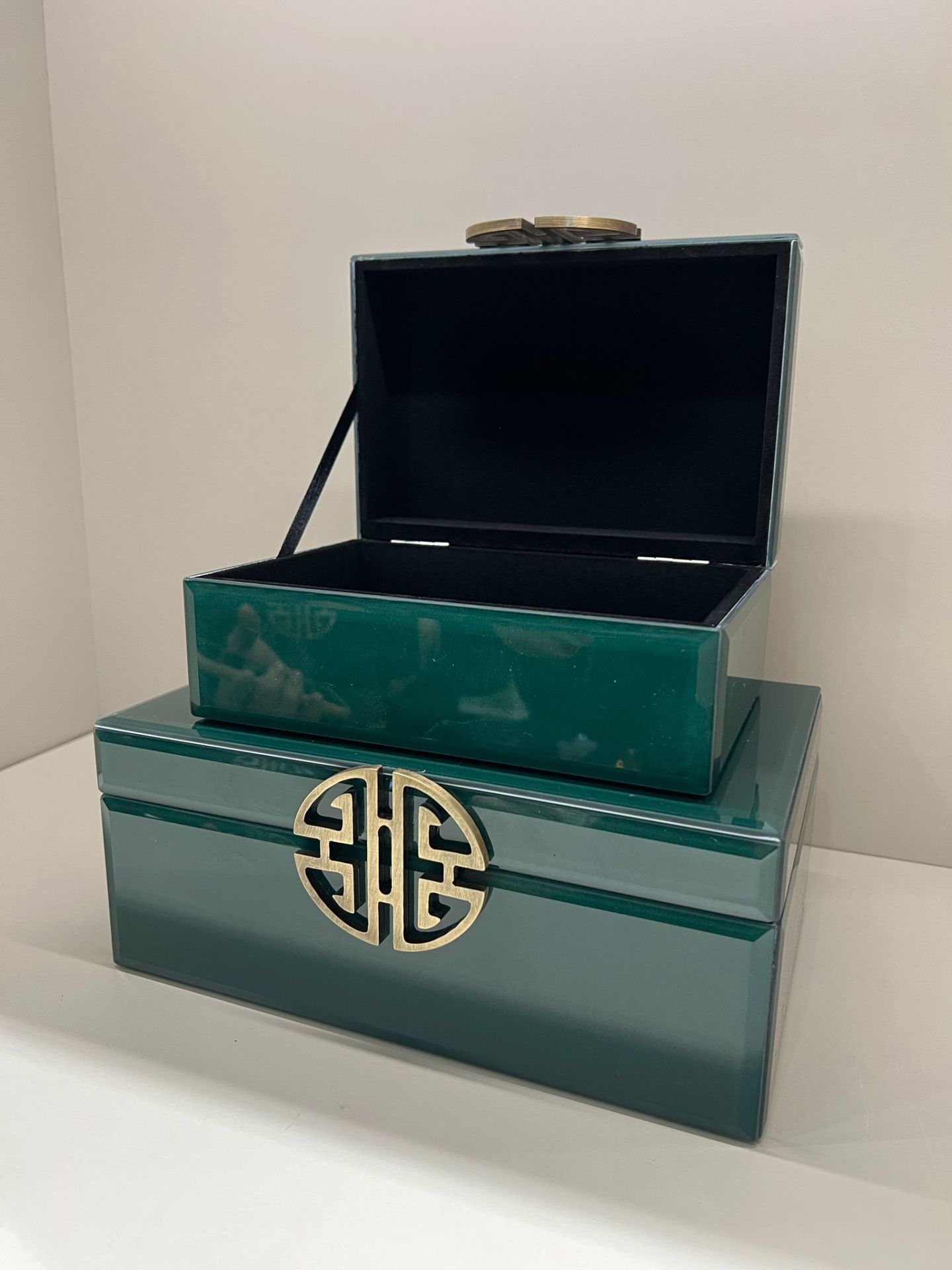 Antik Tokalı Yeşil Dekoratif Kutu Tek Büyük