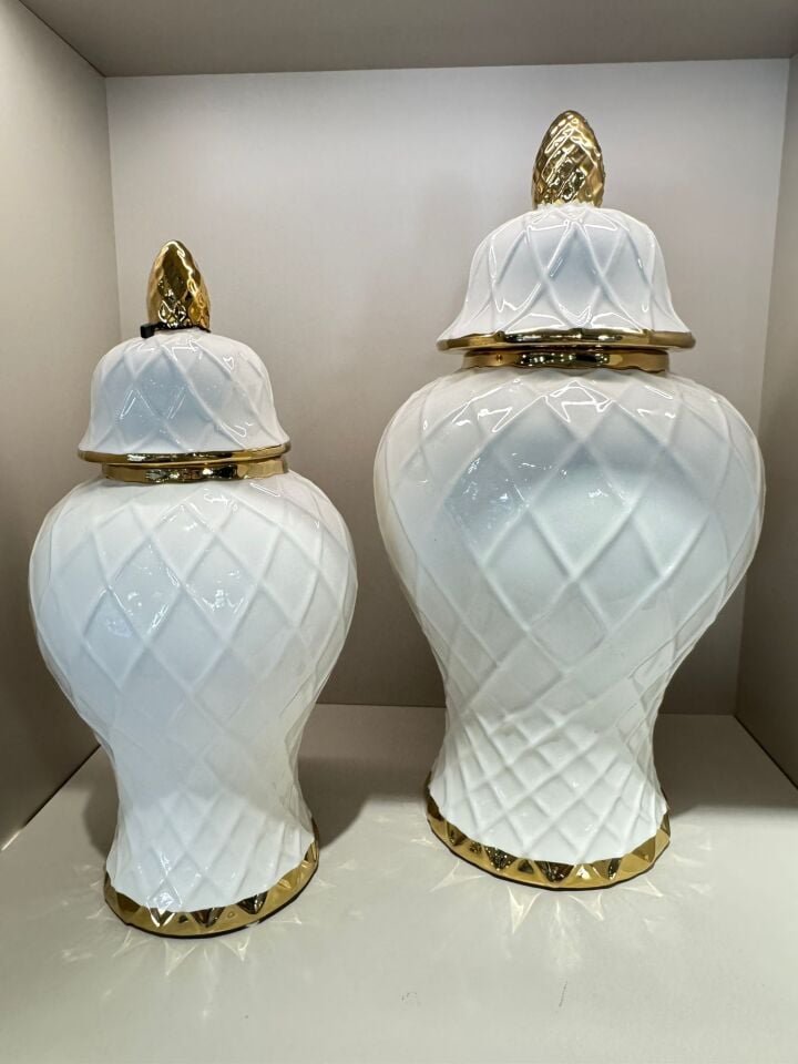 İkili İthal Gold Detaylı Beyaz Küp