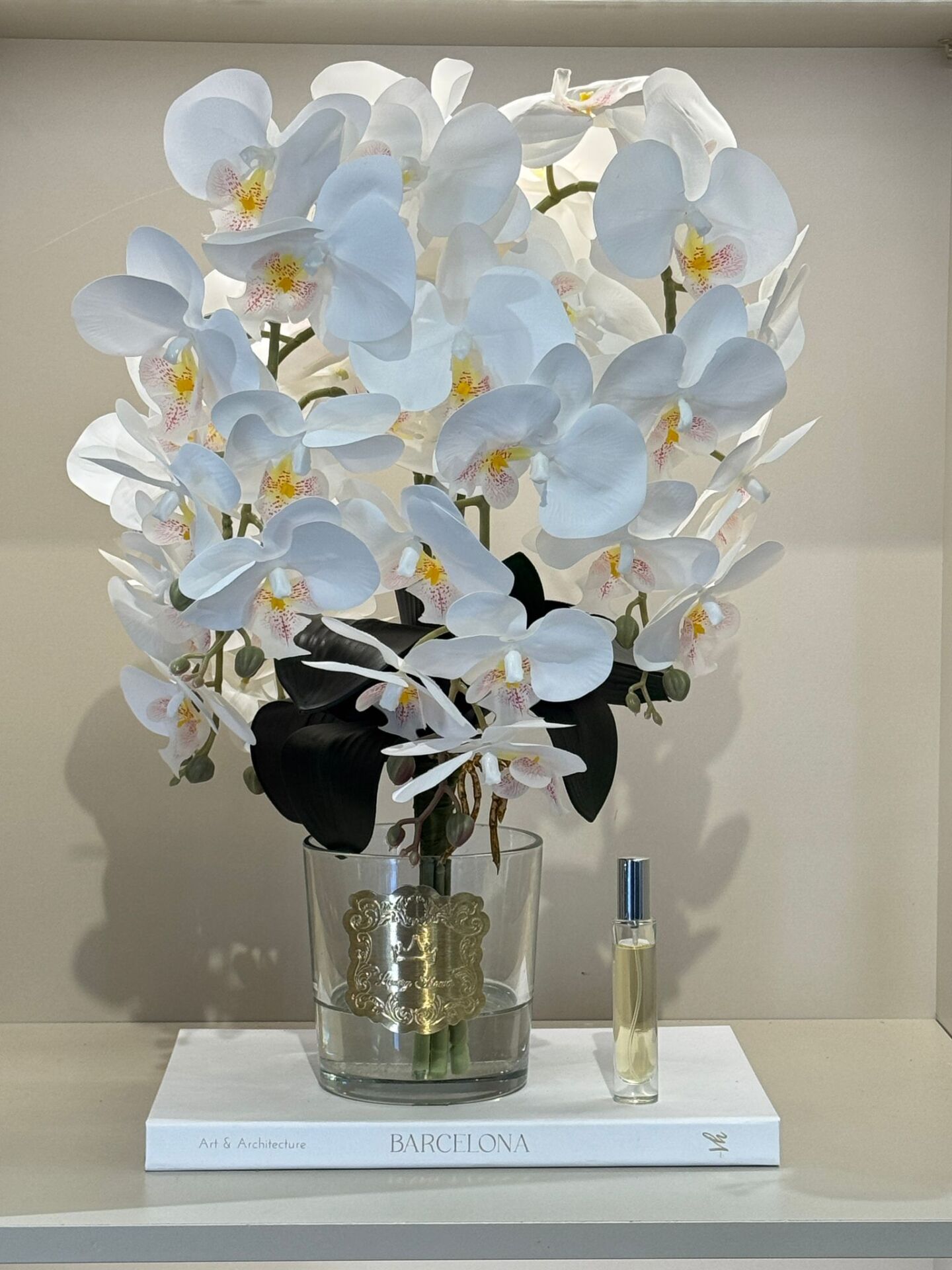 Beş Dallı Yapay Orkideli Cam Vazo(Gold Plaka)